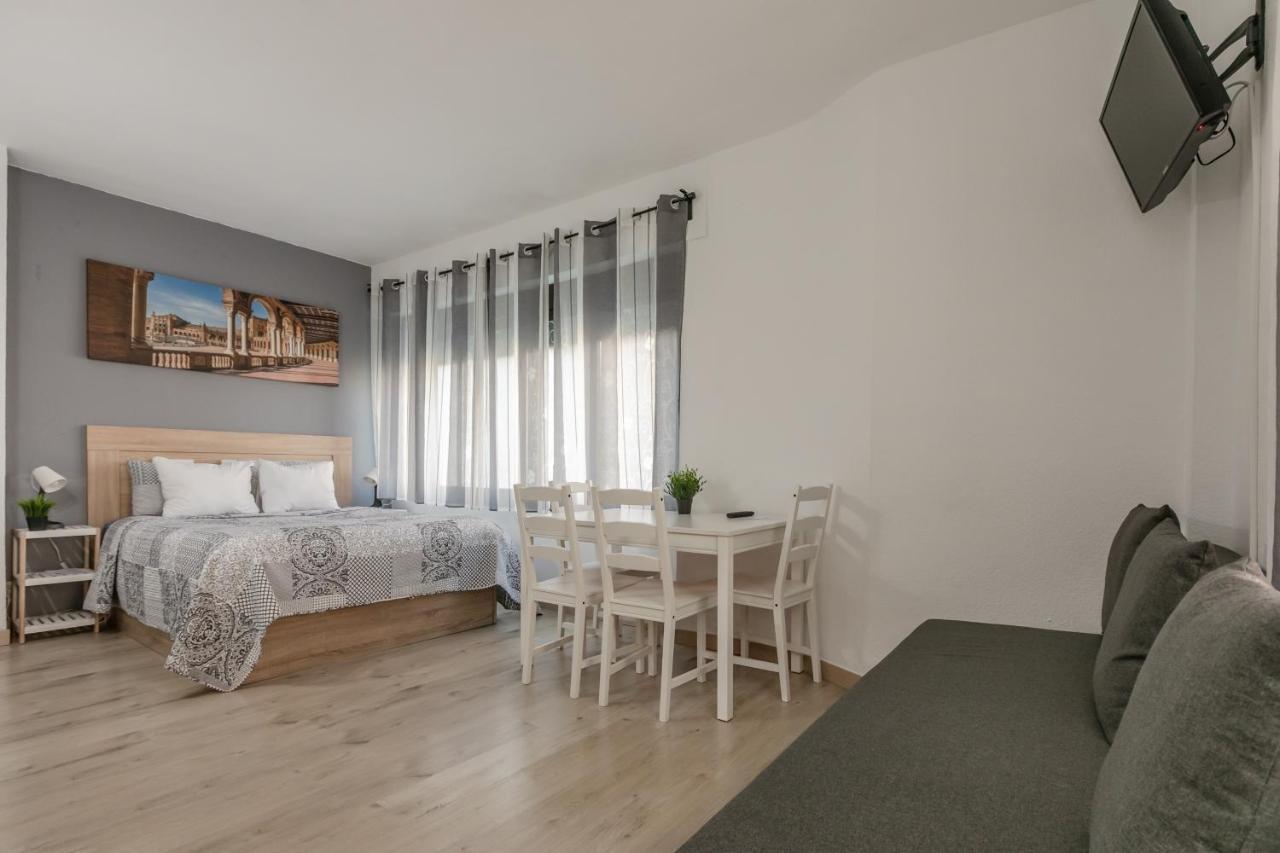 213 Hispalis Triana * Seville